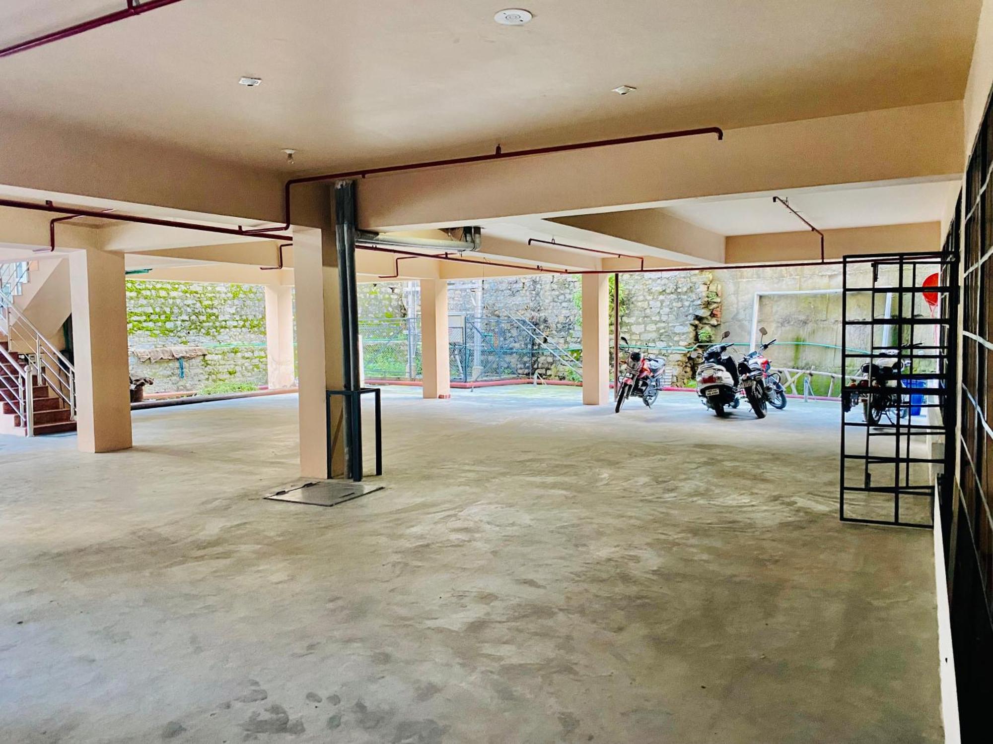 Vista Resort, Manali - ! Near Mall Road !! Hot & Cold Ac Rooms !! Best Selling !! Big Parking !! Luxury Collection !! Open Terrace !! Lift !! Playing Zone !! Property Of The Year ! Extérieur photo