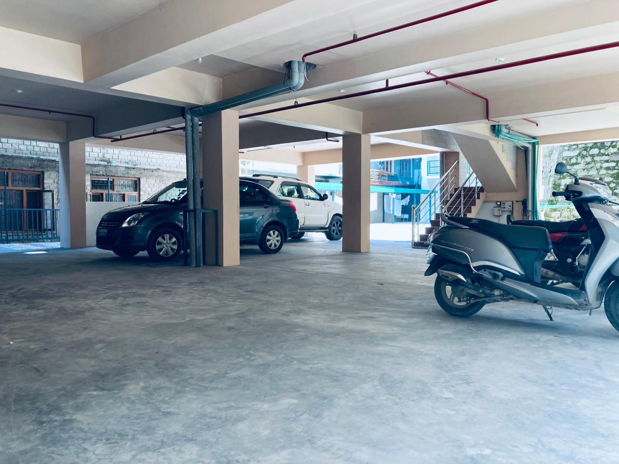 Vista Resort, Manali - ! Near Mall Road !! Hot & Cold Ac Rooms !! Best Selling !! Big Parking !! Luxury Collection !! Open Terrace !! Lift !! Playing Zone !! Property Of The Year ! Extérieur photo